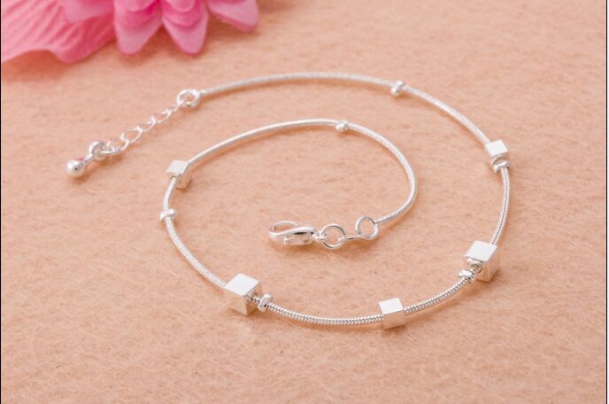 S925 sterling silver vòng chân Hàn Quốc thời trang chuông đơn giản vòng chân nữ trang sức bạc năm nay sợi dây màu đỏ vòng chân