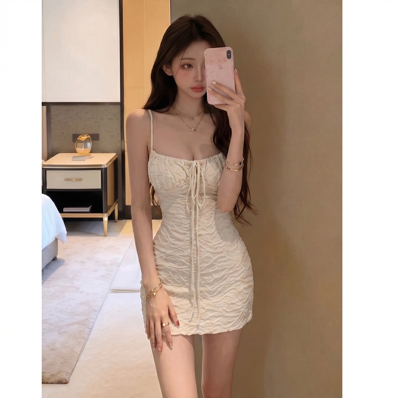 Pure Desire Pleated Texture Spaghetti Strap Short Dress for Women, New Summer Style, Tie Waist, Slimming, Tight-Fitting, Bodycon Dress for Hot Girls