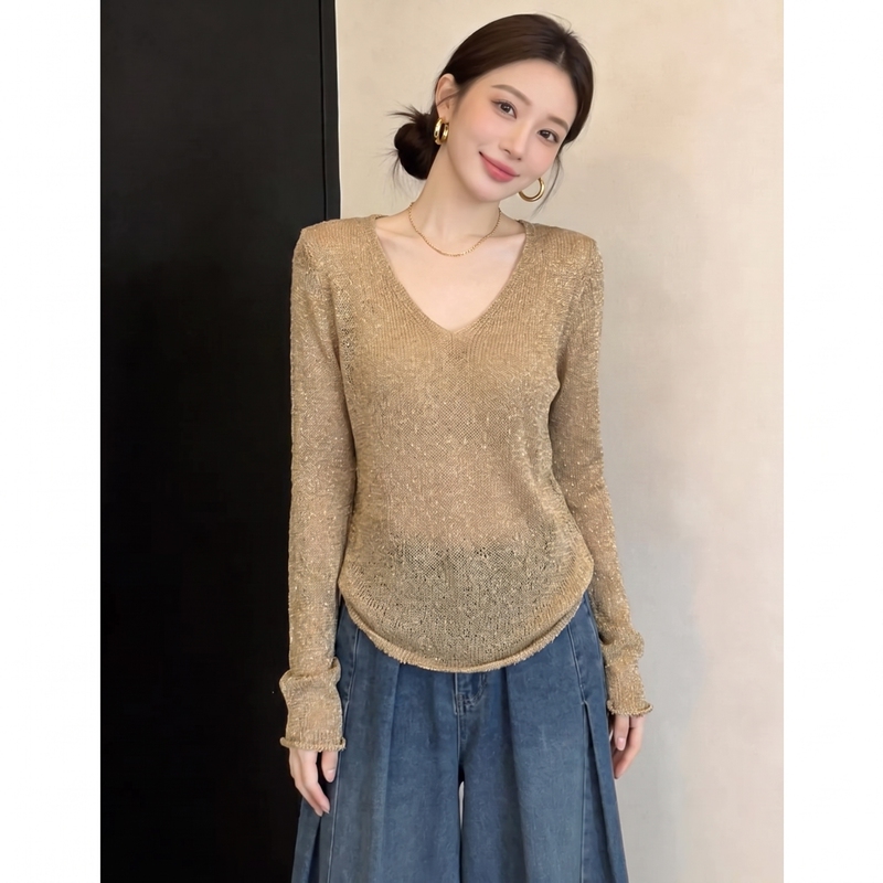 2026 Early Autumn Lazy Casual Style Hollow-Out Gold-Threaded Knit Sweater for Women V-Neck Slim-Fit Pullover Outerwear Top W