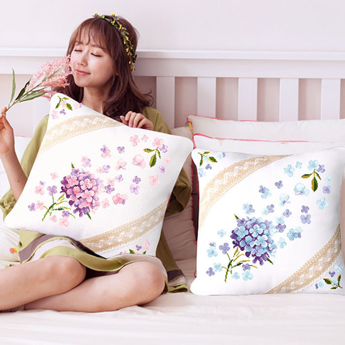 Cross stitch 2023 hug pillow new line embroidered bedroom living room pillow headgear cushions a pair of handown embroideries-Taobao