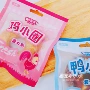 [Little Mimi] Huang Xiaobao đi kèm với gà & vịt xung quanh một con chó bằng da bò với một con chó răng hàm làm sạch răng chó - Đồ ăn vặt cho chó cám royal canin