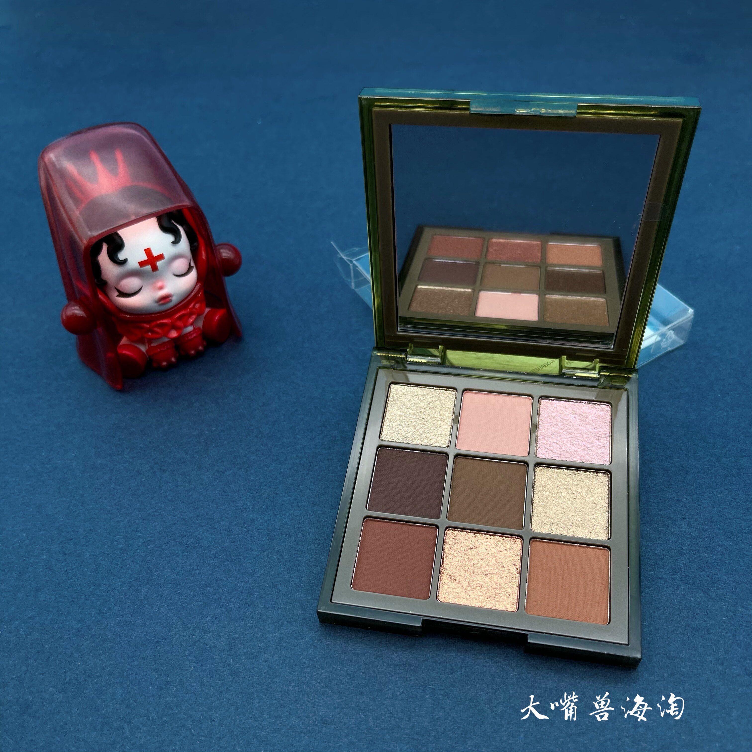 Spot huda beauty nude 9-color nine-square eye shadow plate haze khaki