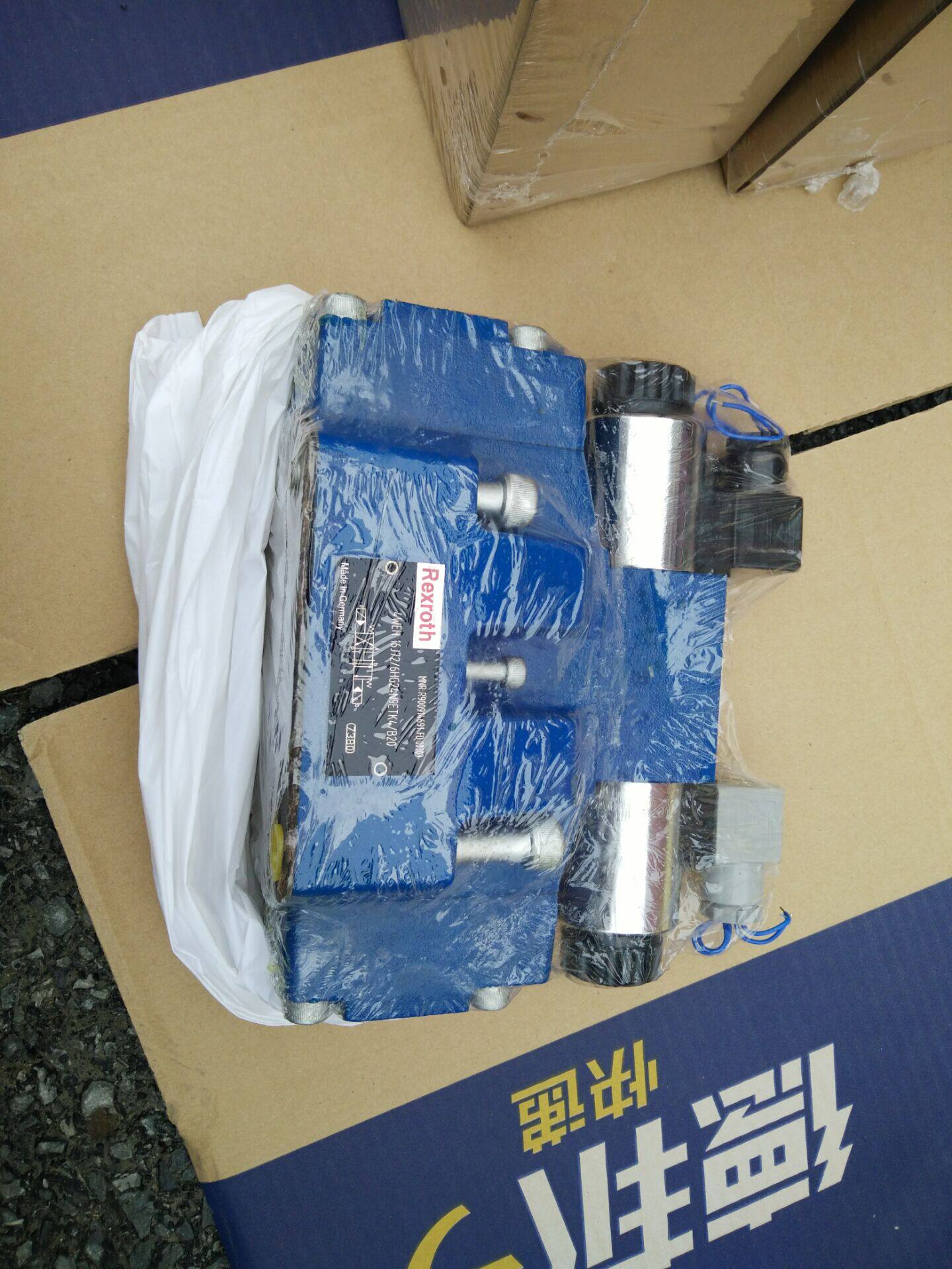 REXROTH Rexroth directional valve 4WE10R6-3X CG24N9K4 4WE10Y11-3X CG24N9K4