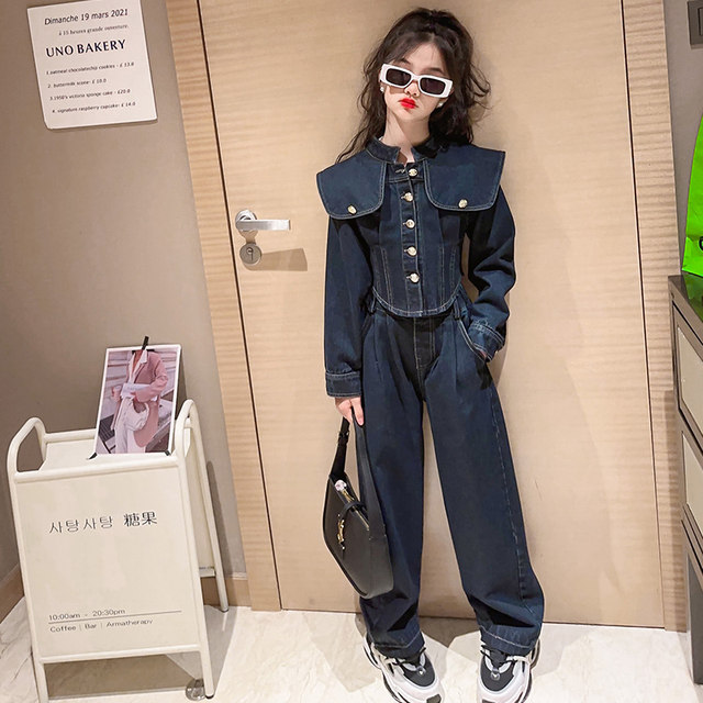 Girls spring suit 2023 new medium and large children's fashionable spring and autumn children's denim two-piece suit western style tide clothes