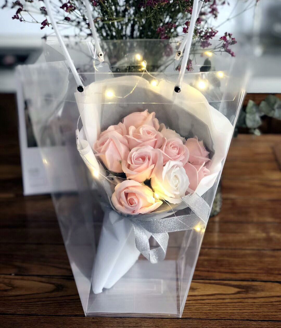 ins wind creative gift 11 roses fragrant flower Tanabata Valentine's Day send flowers birthday graduation bouquet photo