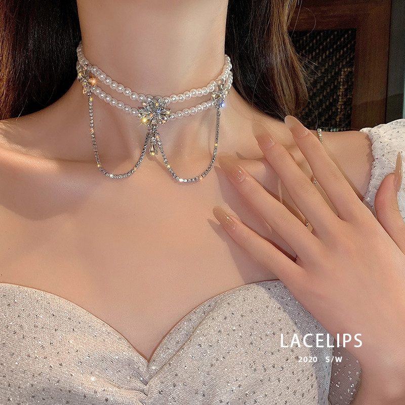 Chocker collarbone chain headdress for women with luxury LACELIPS debonair pearl choker necklace