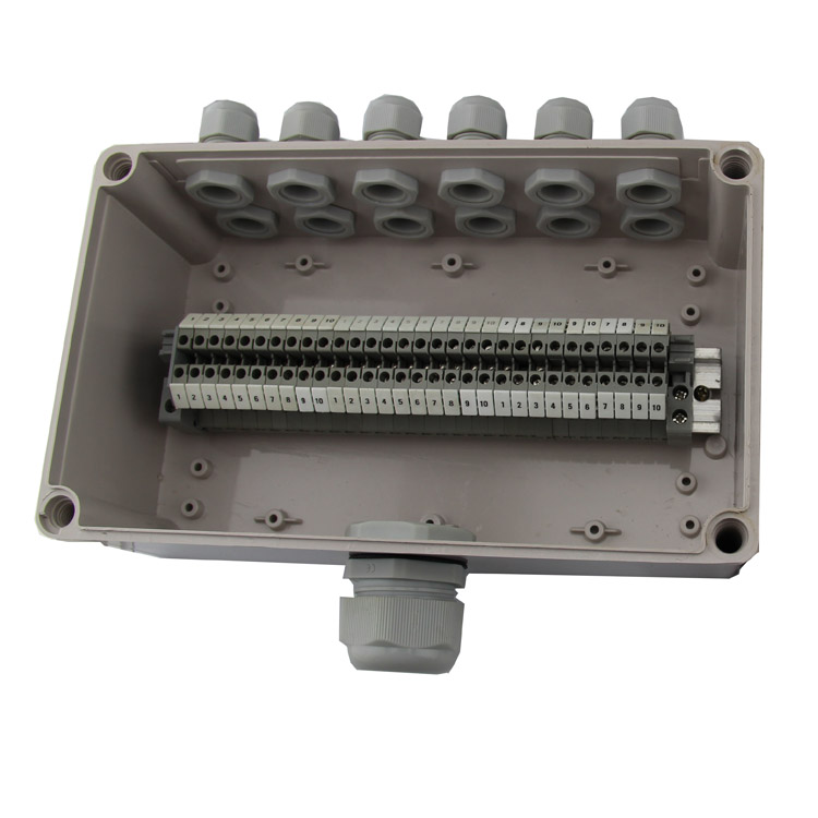 One-in twelve-out junction box with 30-bit terminal waterproof branching box outdoor waterproof integrated wiring box combiner box