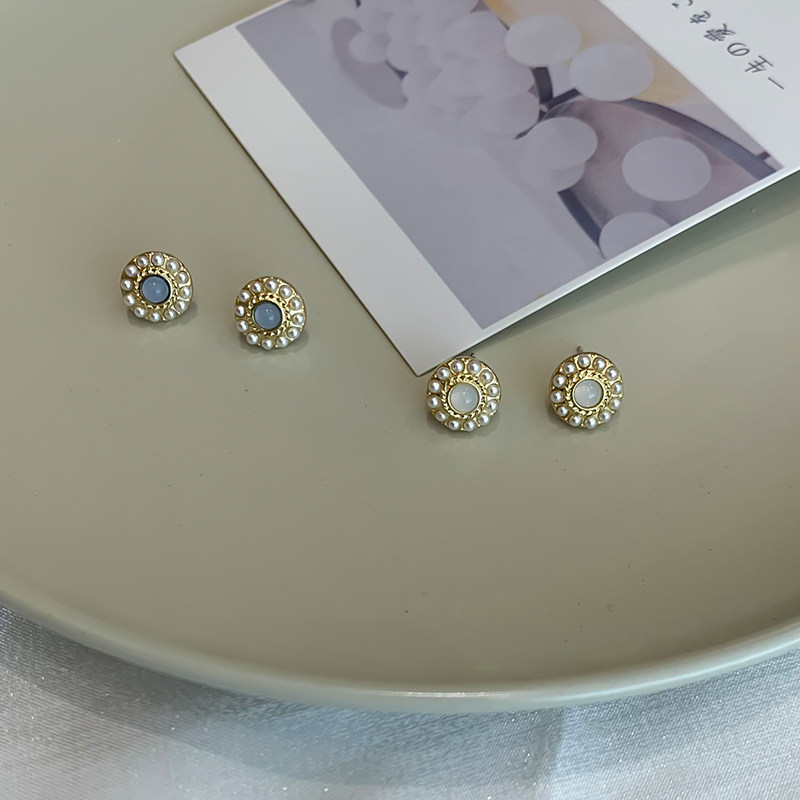 High-quality French pearl earrings s925 sterling silver needle haze blue exquisite simple cold wind retro temperament earrings