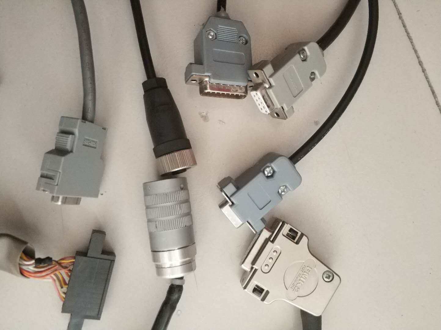 Flowmeter power control cable