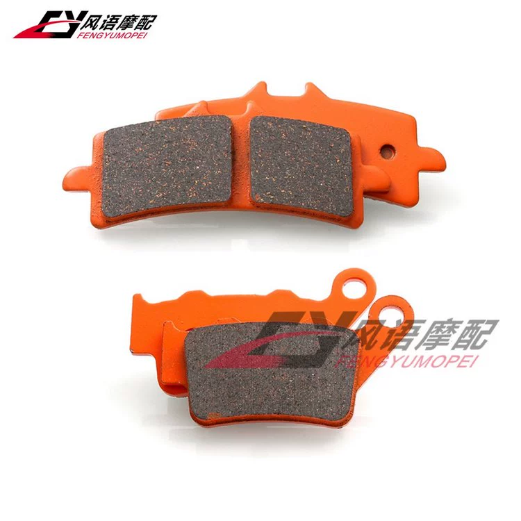 Thích hợp cho KTM DUKE 690 R 13-14-15 năm bằng sợi carbon trước và sau phanh phanh đĩa đệm da phanh - Pad phanh