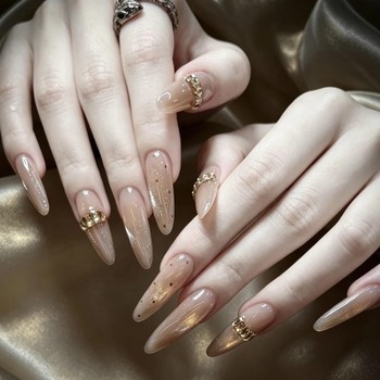 Nude gradient gilt cat eye polka dot square diamond wear armor
