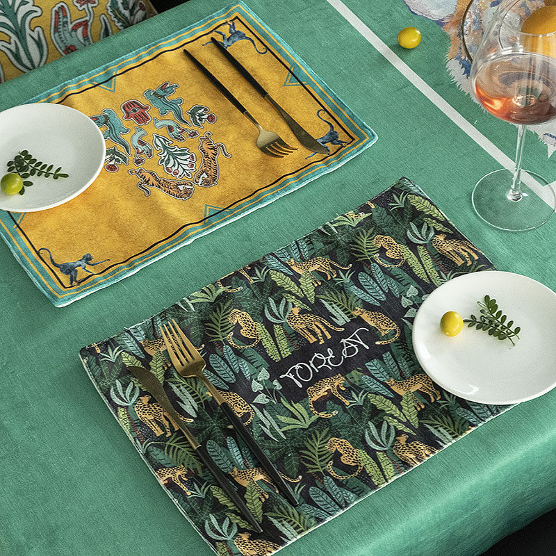 American trendy placemats rectangular waterproof dining table mats fabric insulation mats western placemats double-layer thickened coasters bowl mats