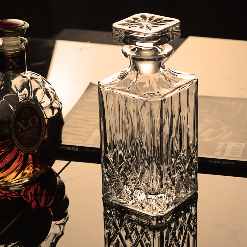 Whisky Wine Bottle Transparent Crystal Glass Decanter Wine Bar Red Wine Bottle Foreign Wine Bottle Wine Jug Empty Bottle Home