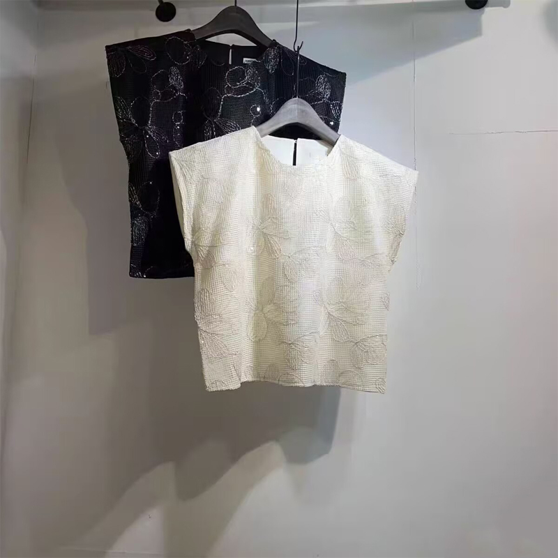 Sequin Sleeveless Shirt for Women 2026 Summer New Design Niche Style Slimming Tank Top Korean Style Round Neck Top Sequin Sleeveless Shirt for Women 2026 Summer New Design Niche Style Slimming Tank Top Korean Style Round Neck Top