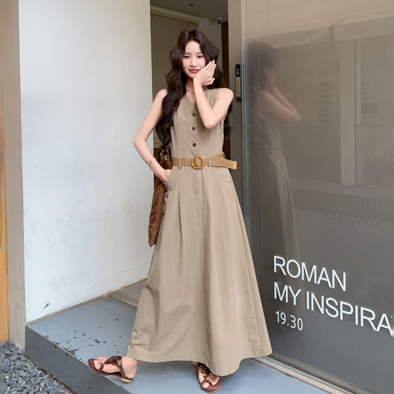 Khaki Professional and Elegant Sleeveless Dress 2026 New Summer Korean Style Waist-Cinching Slimming and Stylish Tank Dress Khaki Professional and Elegant Sleeveless Dress 2026 New Summer Korean Style Waist-Cinching Slimming and Stylish Tank Dress