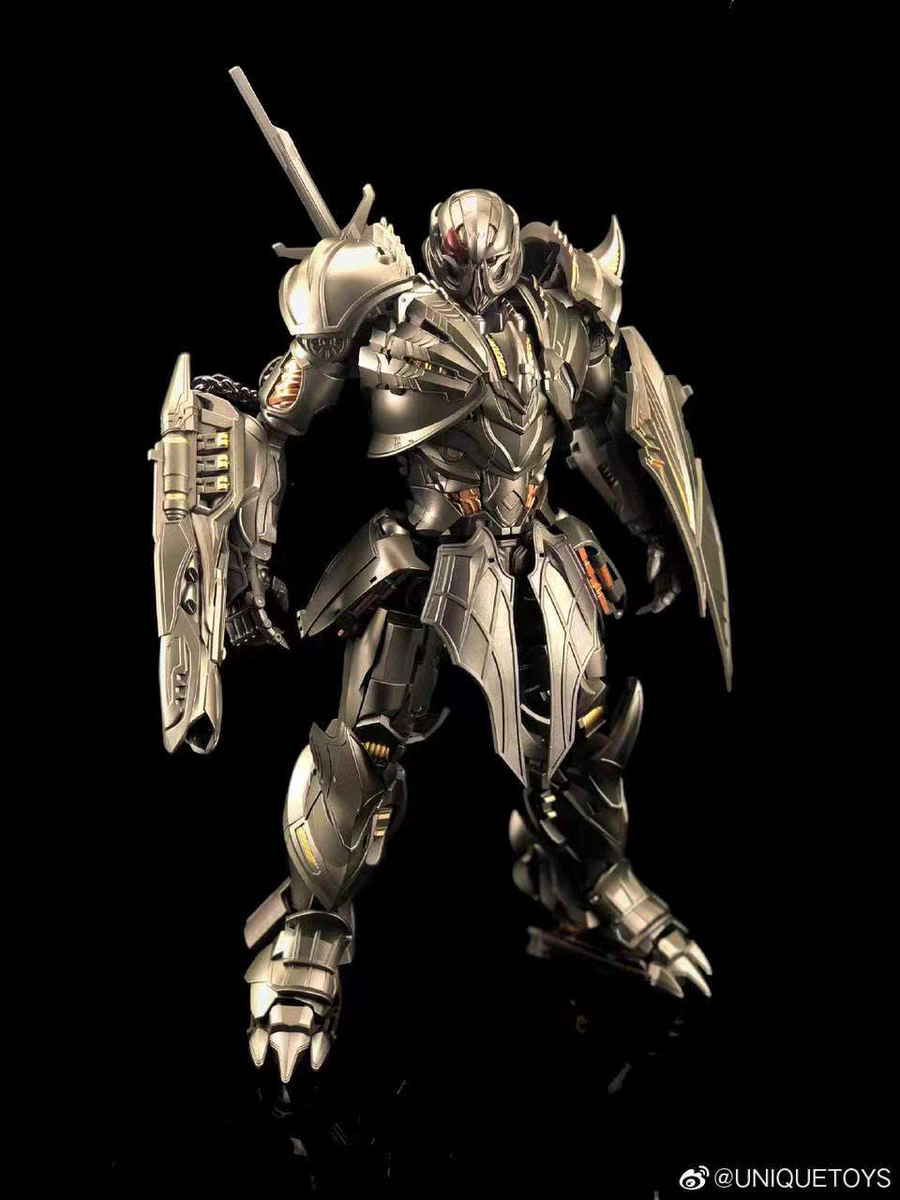 Transformers Megatron Ut R03 Ut R03 Movie Knight Megatron Reissue — تصویر 1