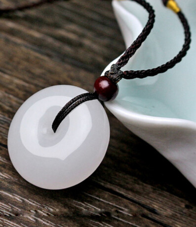 Kunlun white jade peace buckle pendant peace auspicious jade pendant couple jade stone necklace fashion accessories