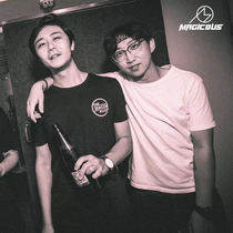 MAGICBUS diagonal lane band genuine joint T-shirt peripheral products