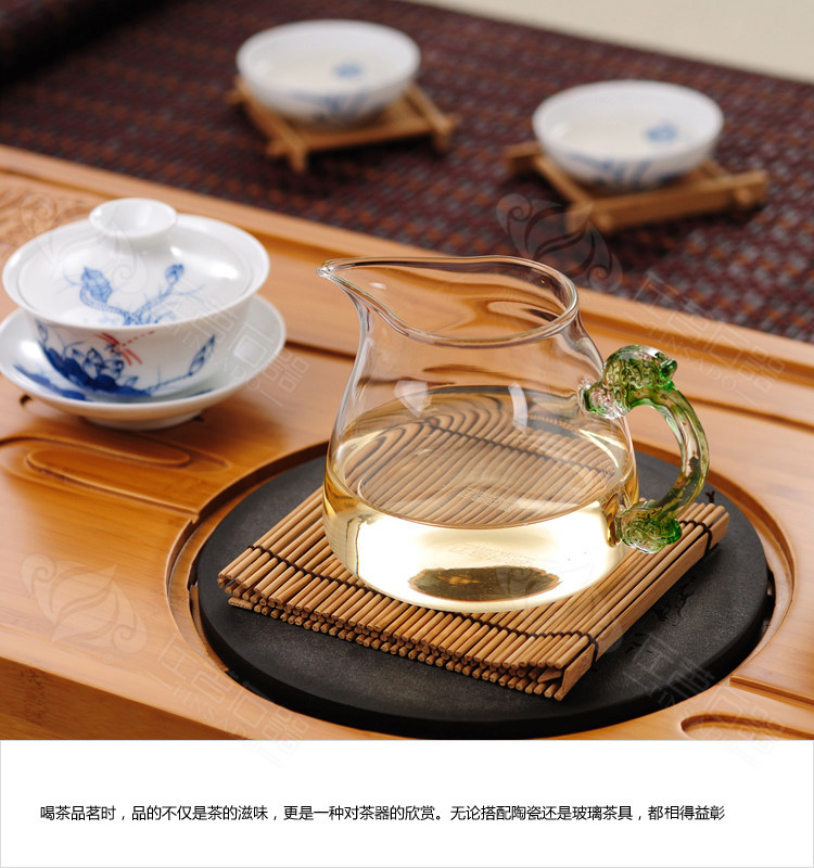 Fair ZuoMing right is more narrow glass the glass cup points is big capacity of tea and a cup of tea (a single take