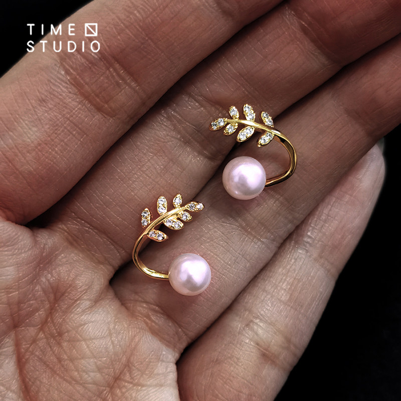 Pure Silver Plated Real Gold Ear Needle Advanced Sensation Solid Leaves Positive Round High-quality Natural Pearl Earrings Woman Gentle Elegance