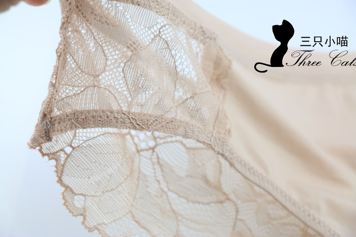 Slip jeunesse en soie Ice - Ref 645243 Image 38