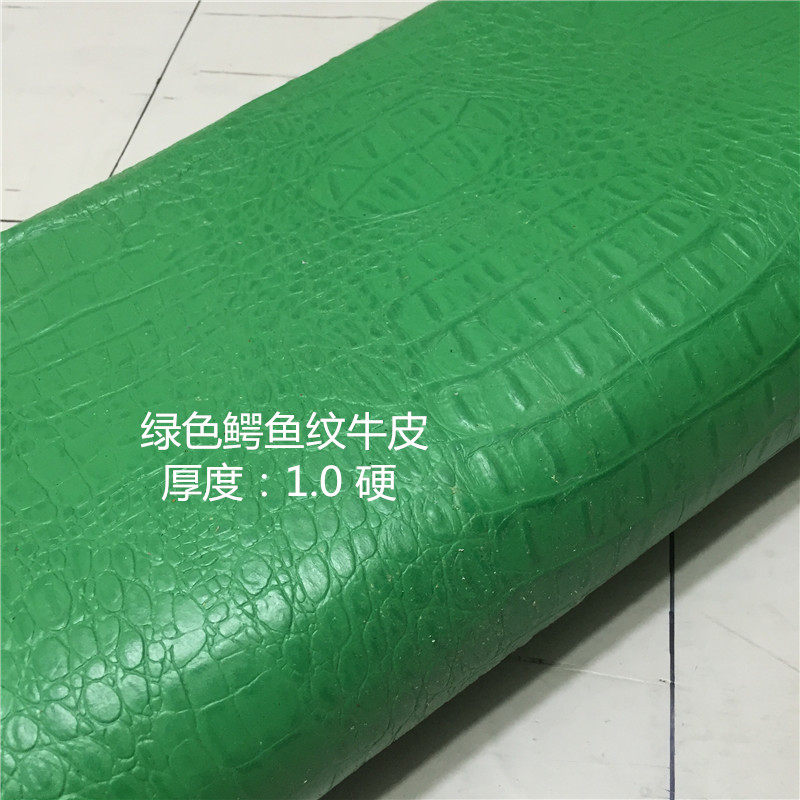 South Korean head cow leather handmade diy leather leather leather genuine leather fabric l green crocodile textured cow leather thickness 1 0mm