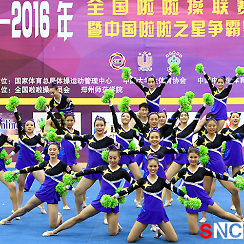 Customize the cheerleader and play out the cheerleader outfit Cheerleader Costume Bodybuilding Clothing 18 The new women's male