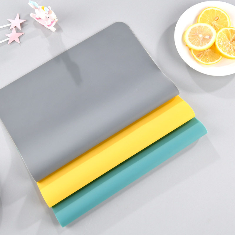 Morandi color Nordic style silicone table mat high temperature resistant silicone heat insulation mat solid color children's tableware mat custom LOGO