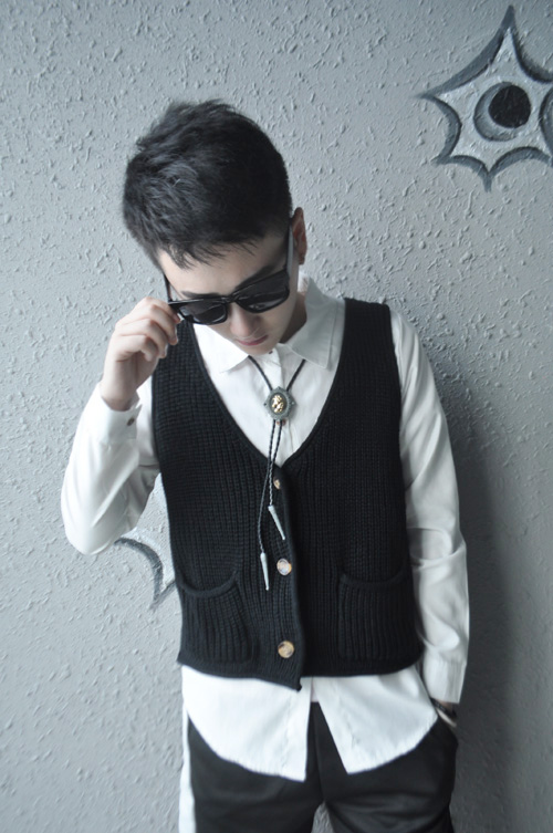 Xu hướng áo len nam size nhỏ áo vest nam vest nam cardigans gió đại học hoang dã Anh khí lười áo len nam hàn quốc