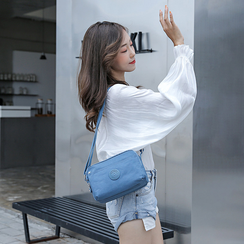 Casual messenger women's bag multi-layer nylon cloth, water-repellent, lightweight, large capacity, simple, versatile, shopping, travel, shoulder bag