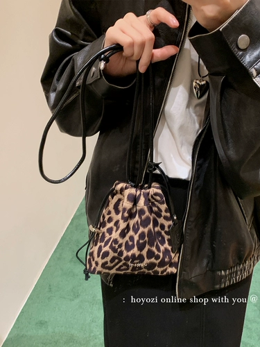 Сумка через плечо, небольшая сумка, на шнурках