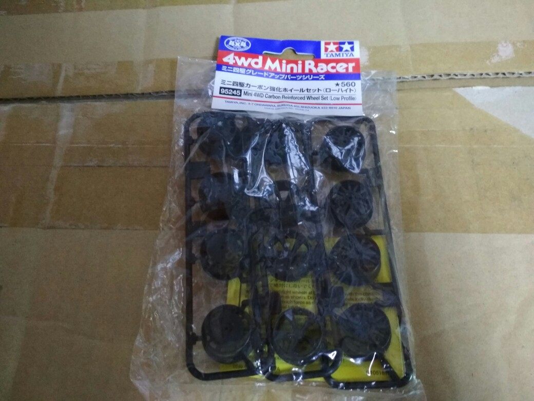 Tian Palace Four-wheel Drive Accessories Limited Edition of Carburized Reinforced Middle Caliber Wheel Hub 95245