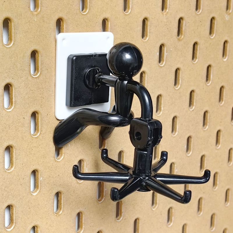 旋转六爪挂钩：小小空间的收纳奇兵