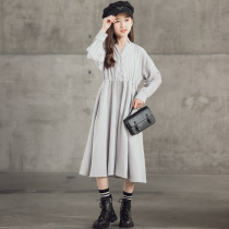 Big girls long-sleeved dress 2021 autumn new childrens V-shaped stand-up collar temperament drawstring waist thin skirt