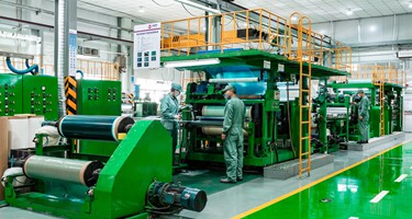 Углеродного волокна бумаги 厂家碳纤维单向预浸料碳素30克到125克ud布单向模压成型环氧碳布