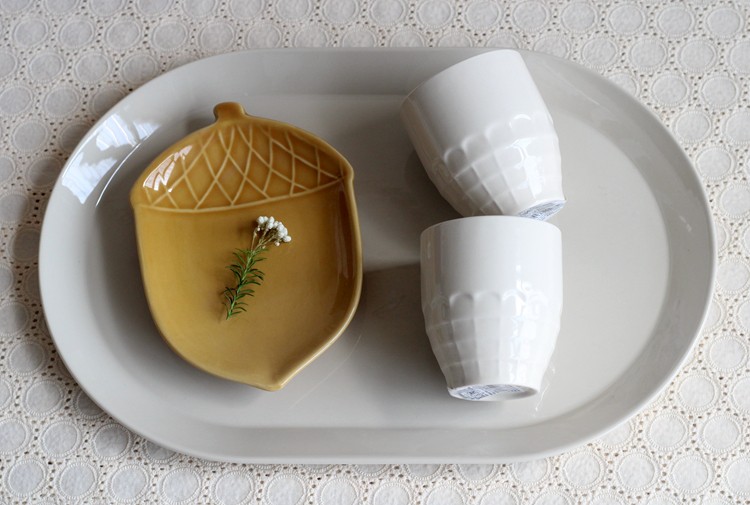 Cute Hazelnut Shaped Ceramic Dish Ceramic Nut Dish