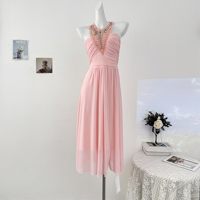 French heavy industry diamond-encrusted halterneck strappy dress for women autumn 2025 lady style sexy backless pleated skirt