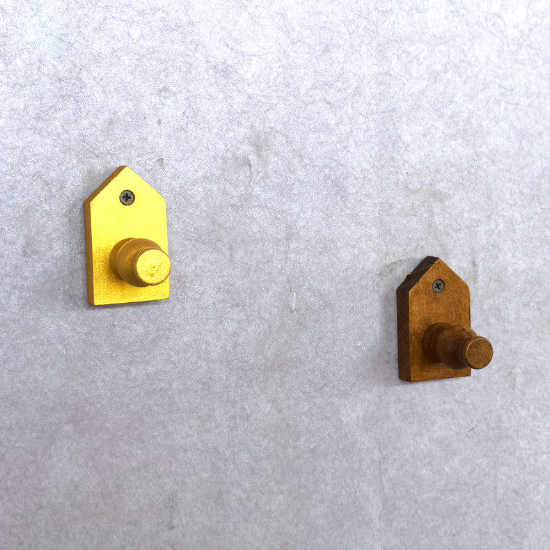 Clothing store adhesive hook wall hanging display stand women's children's clothing store original wood color hanging hanger children's clothes hook