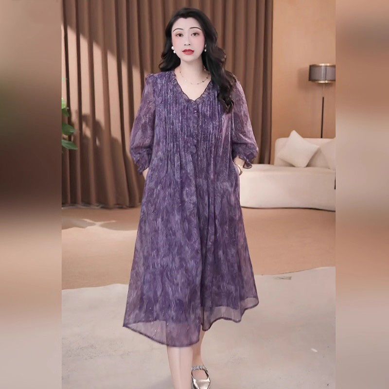 Plus Size Women's Clothing for 200-240 Pounds, High-End Floral Dress, Loose Fit, Slimming, Age-Reducing, Mid-Length Base Dress
