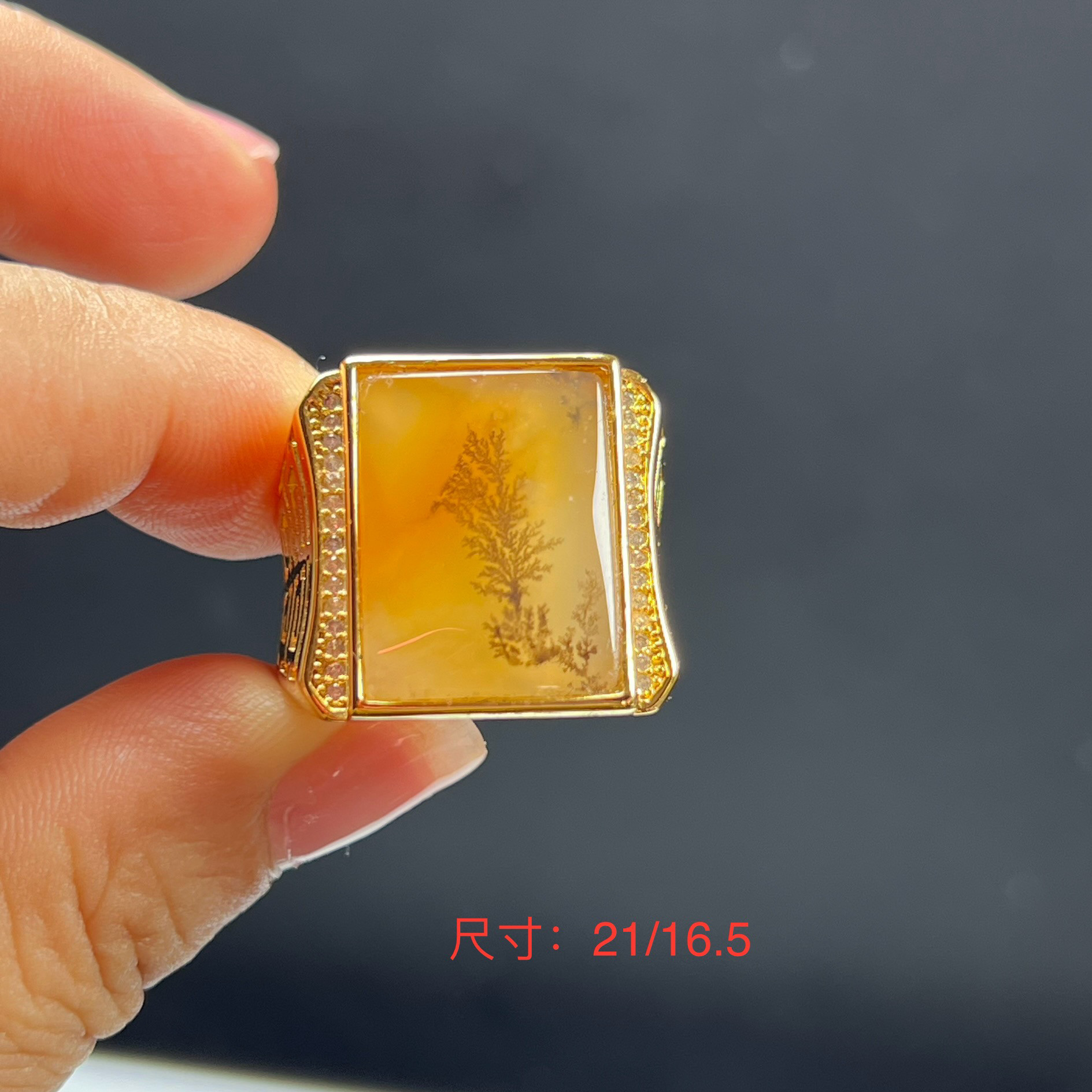 Украшения на руку 天然玉石精品珠宝云南黄龙玉草花方形戒指铜镶送礼男款送礼