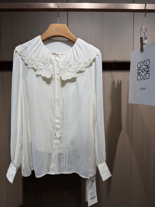 2026 Summer New Style 100% Mulberry Silk Shirt with Chinese-Style Embroidery, Lace Trim, and Ruffles, White Blouse 2026 Summer New Style 100% Mulberry Silk Shirt with Chinese-Style Embroidery, Lace Trim, and Ruffles, White Blouse