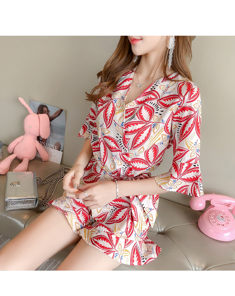 VK旗艦店 韓系時尚喇叭袖碎花連身褲雪紡衫套裝短袖褲裝