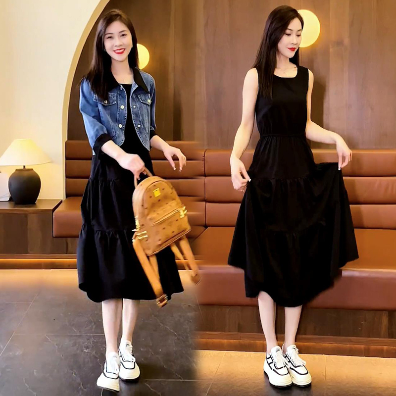 2026 Fashionable Spring Outfit for Women, Summer Trendy and Stylish Denim Jacket Paired with a Dress, Popular Online