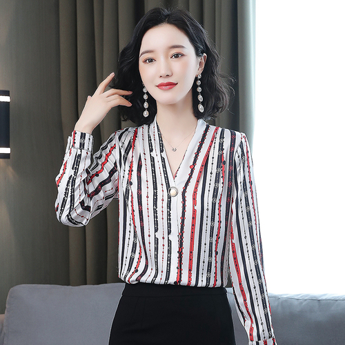 青青服饰 QQGS6097402