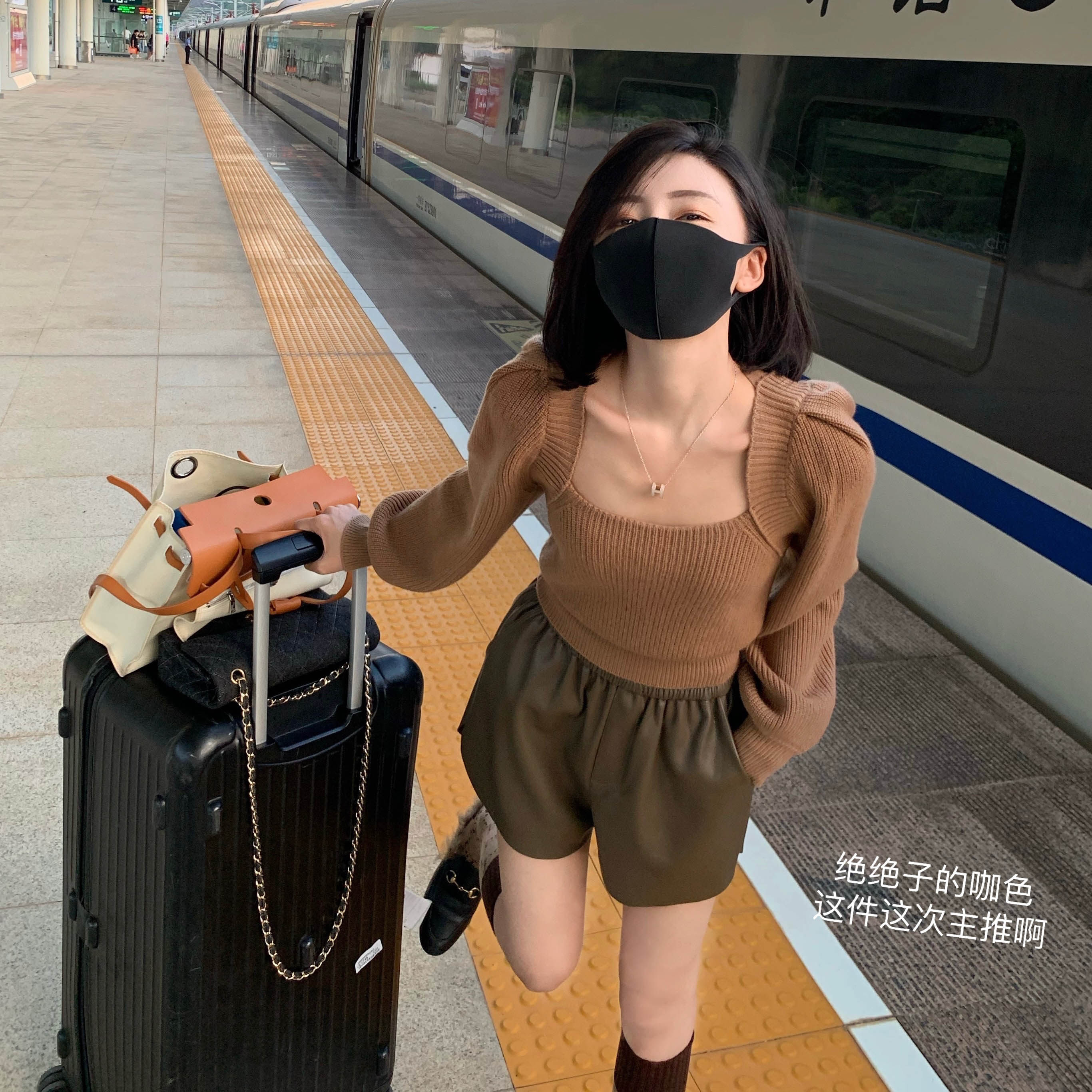 tinafairy careful machine strap u-neck sweater top women's autumn and winter pure desire wind three-color full wool sweater