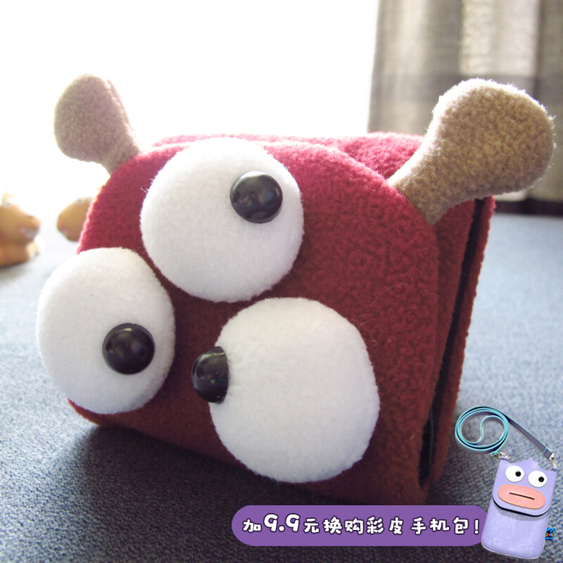 PLUMO cute short paragraph cute wallet cartoon cloth art plush Japan-Japan multi-blocking creative couple money corner angle deep red