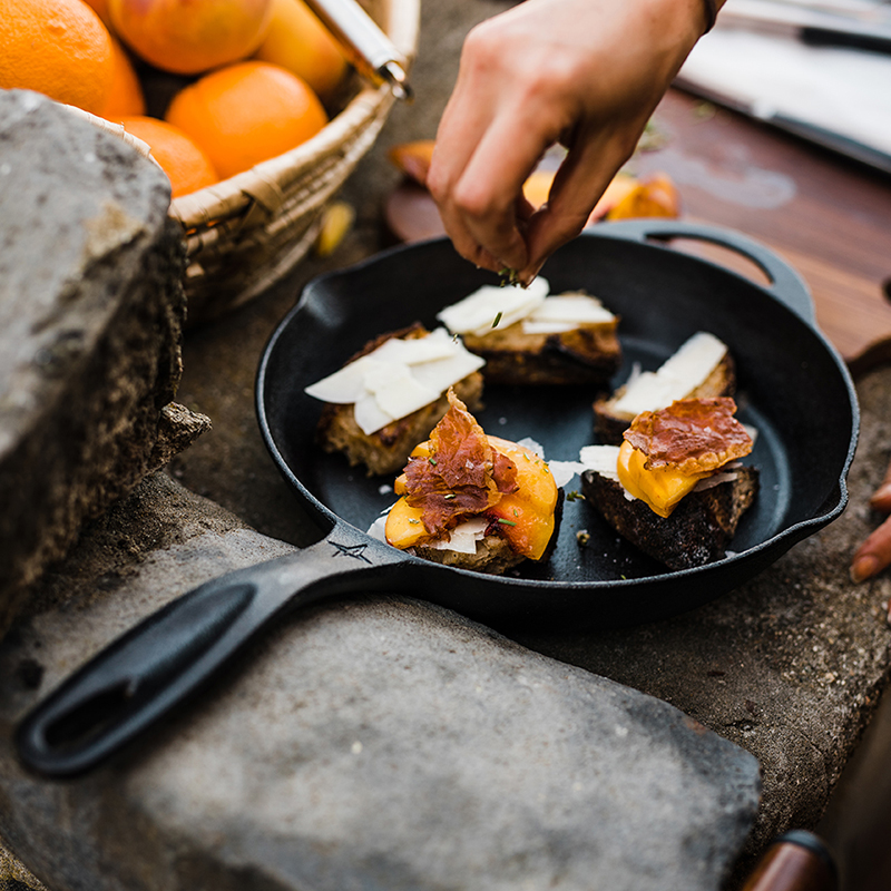 Barebones cast iron pan non - stick iron steak frying pan outdoor camping pot in North Bangbei, USA