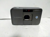 Price leak: Fujifilm TIARA works when powered on the shutter blades do not open the appearance is as shown and there are no lenses