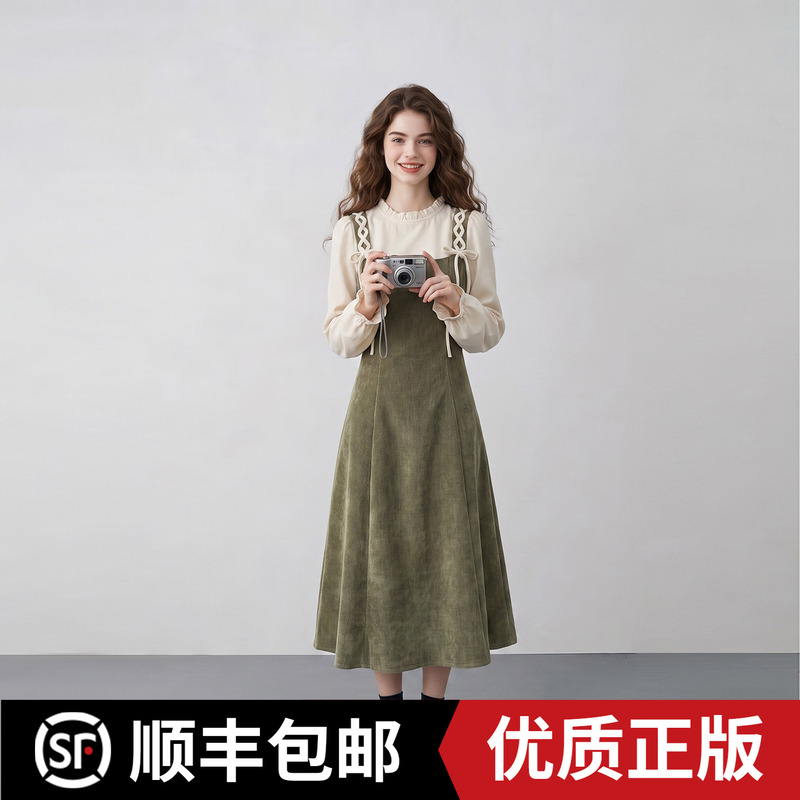 Forest-Style Green Faux Two-Piece Long-Sleeve Dress for Women, Autumn 2026 New Design with Ruffled Collar, Elegant and Age-Reducing Dress Forest-Style Green Faux Two-Piece Long-Sleeve Dress for Women, Autumn 2026 New Design with Ruffled Collar, Elegant and Age-Reducing Dress