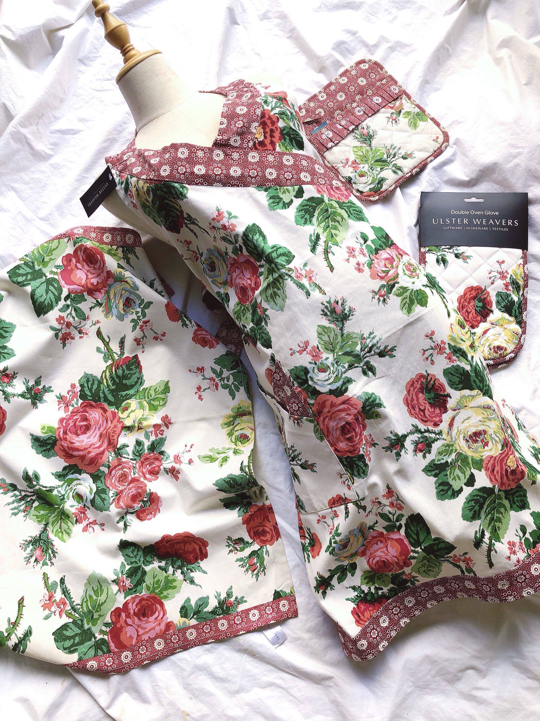 Week A Home UW rhs gentle but powerful rosehips Flower Apron Suit Tea Towels with Microwave Oven Gloves